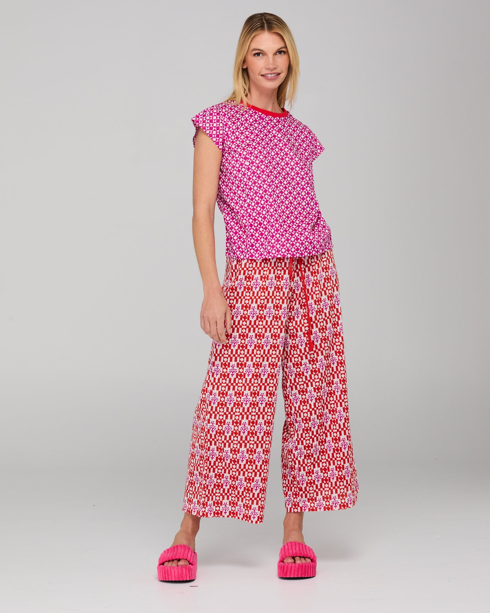 Ria Pant - Naples Pomodoro