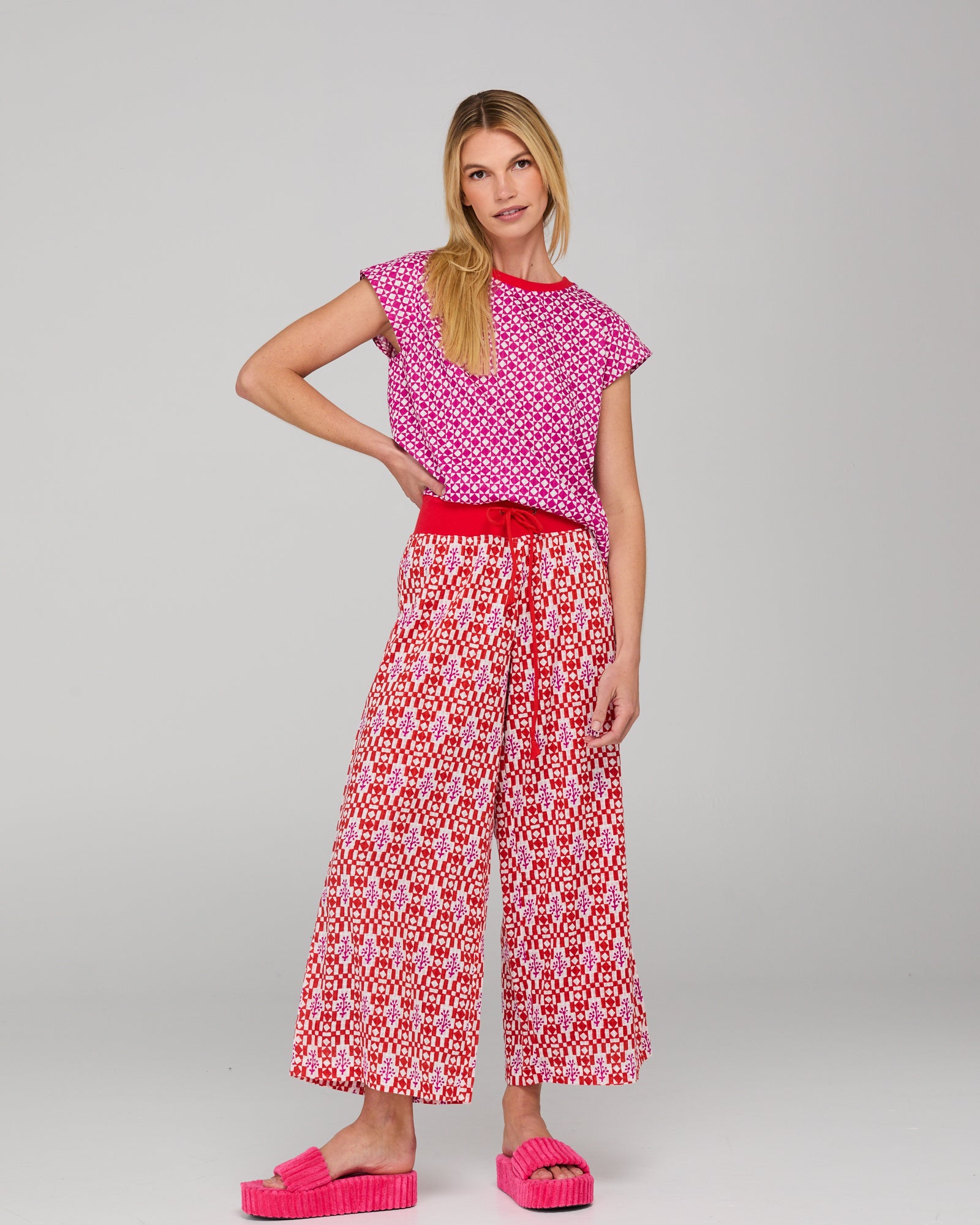 Ria Pant - Naples Pomodoro