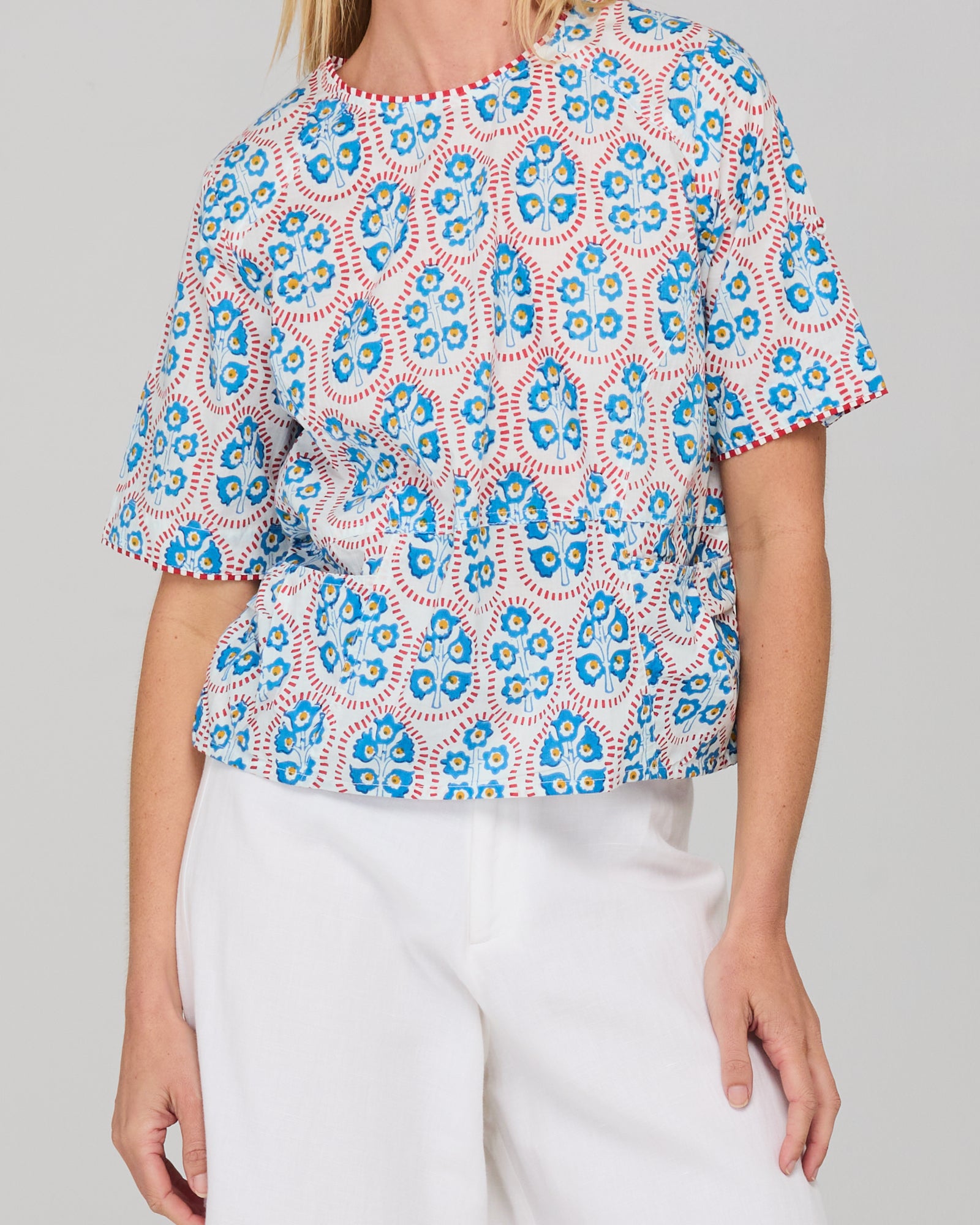 Guru Top - Emilia White