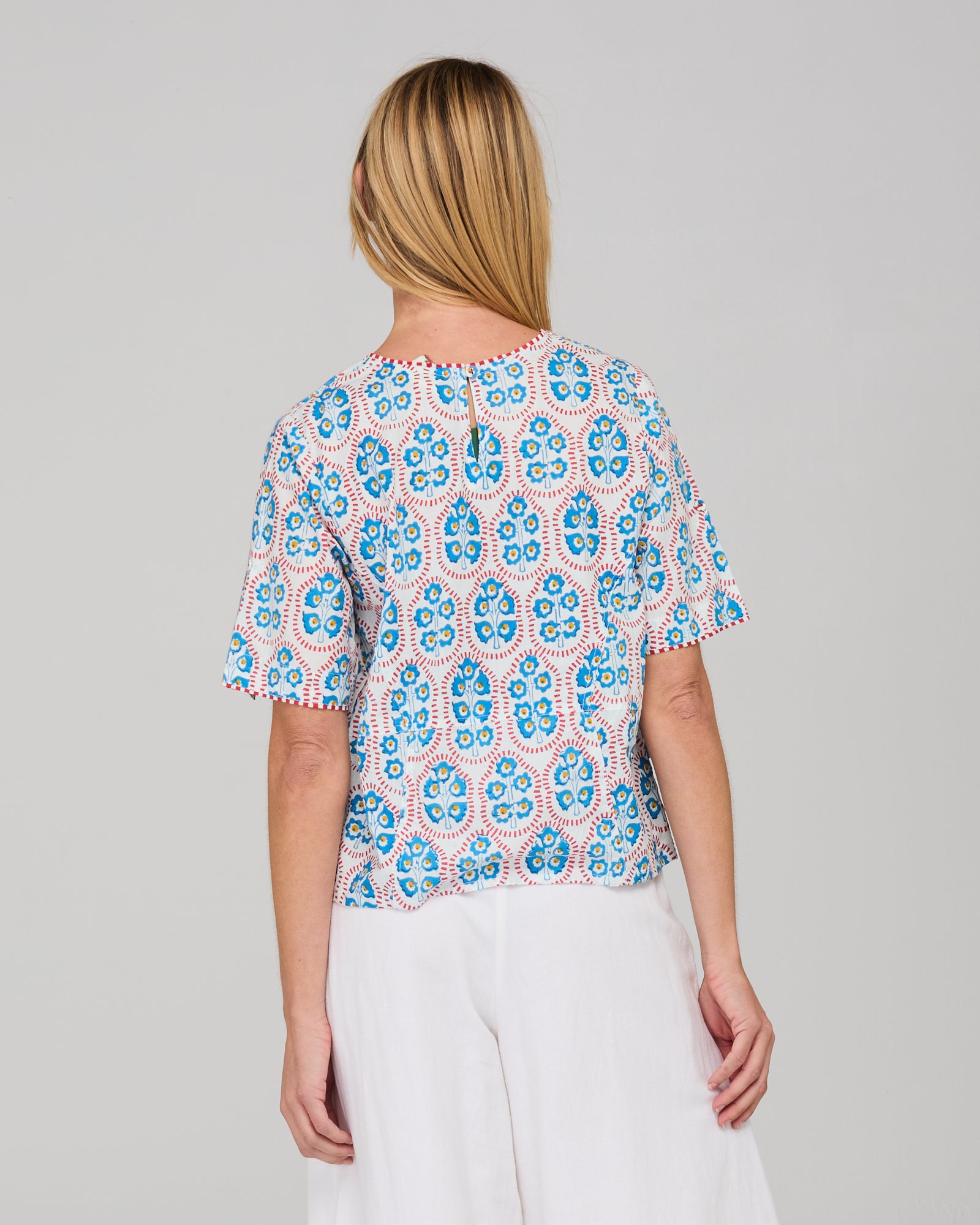 Guru Top - Emilia White