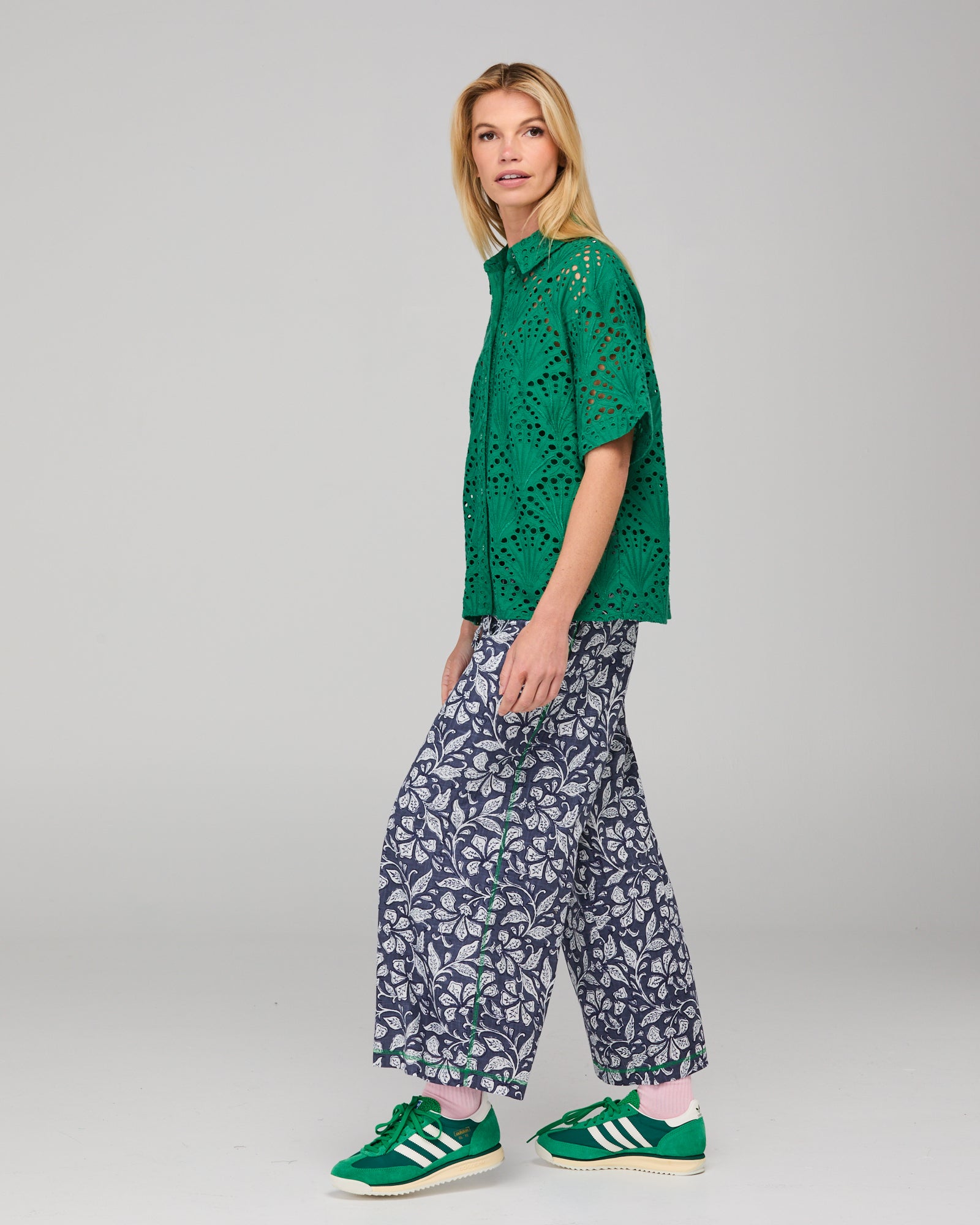 Ria Pant - Izumi Navy