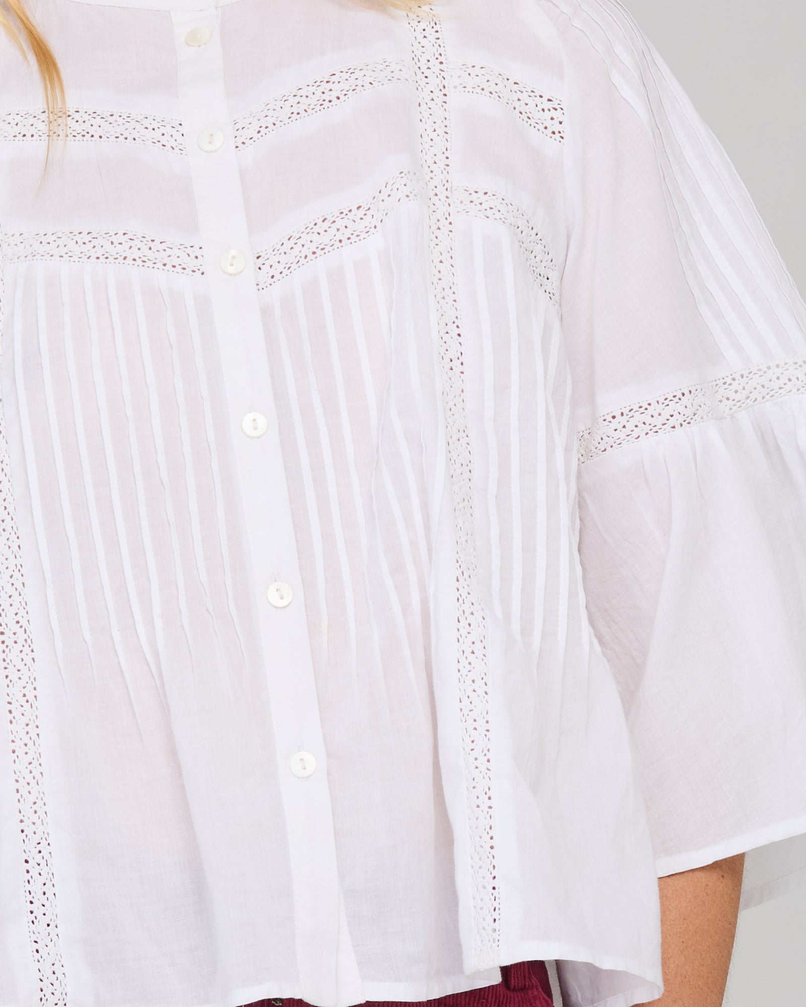 Haru Shirt Embroidered - White