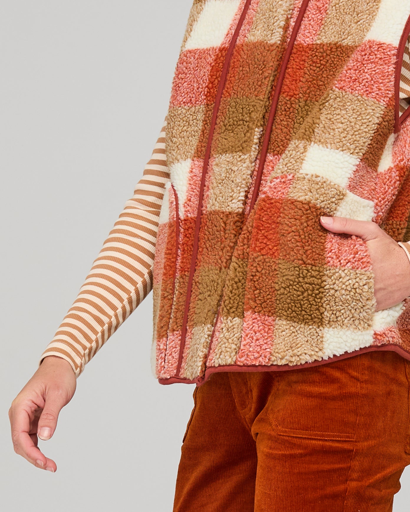 Alba Vest - Sabi Check