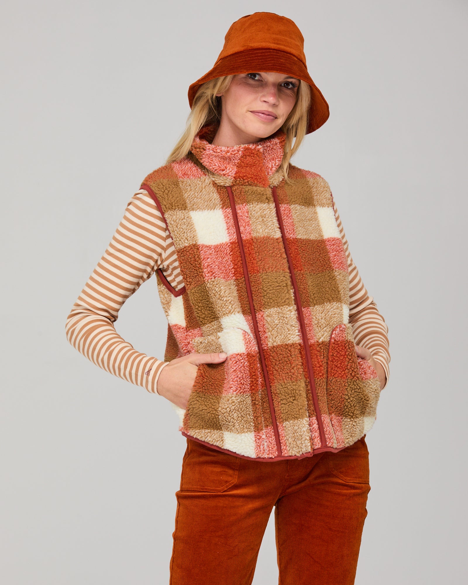 Alba Vest - Sabi Check